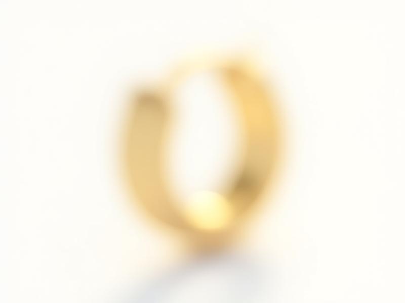 Minimalist solid gold clicker hoop jewelry